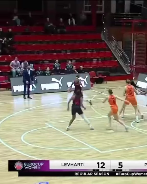 家族基因真强文班亚马的姐姐长得不高但这技术确实很有东西